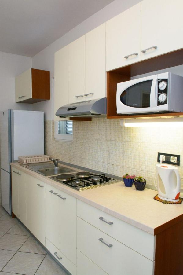 Apartments Marija - By The Sea Rogoznica  Luaran gambar