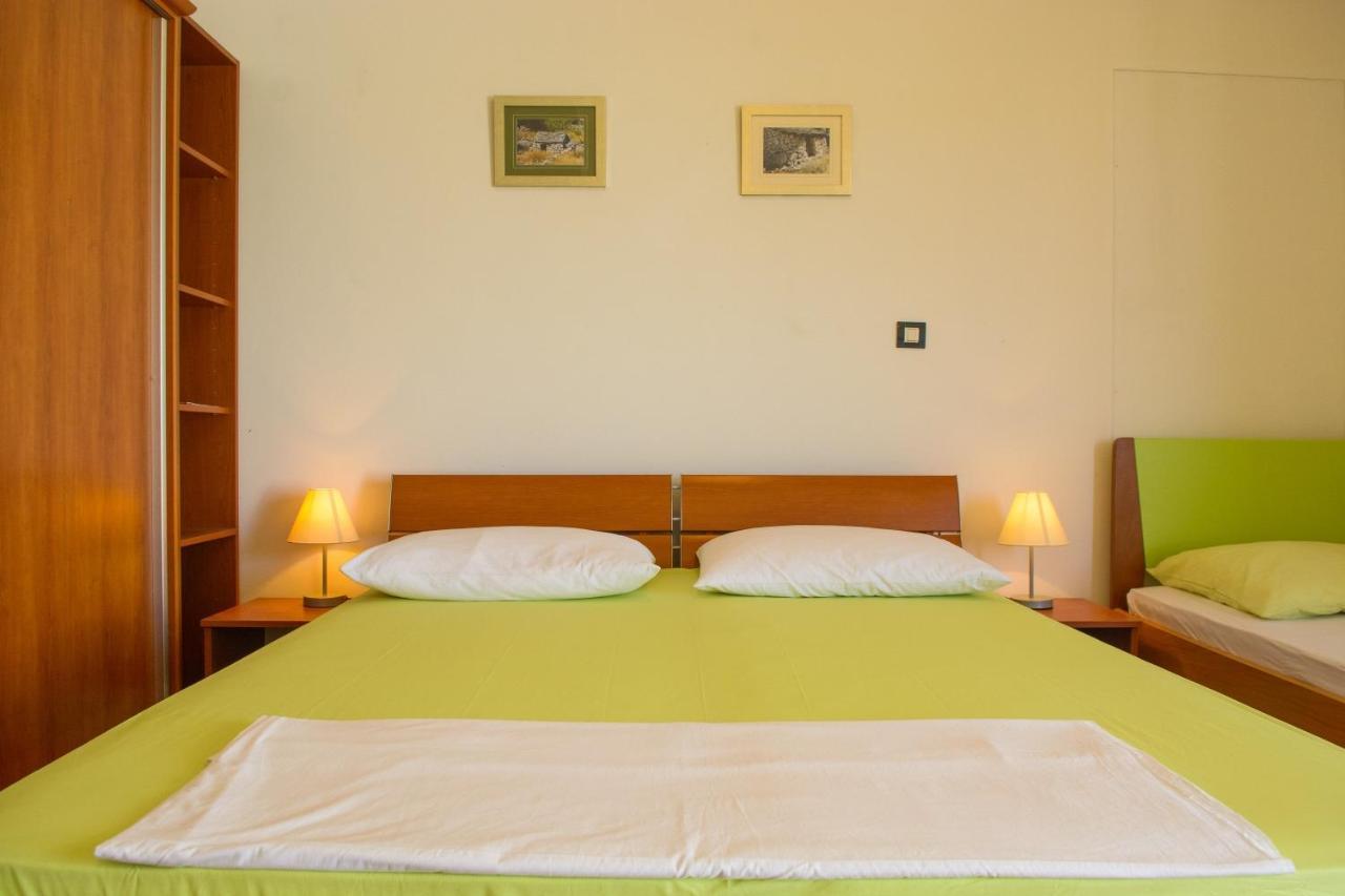 Apartments Marija - By The Sea Rogoznica  Luaran gambar