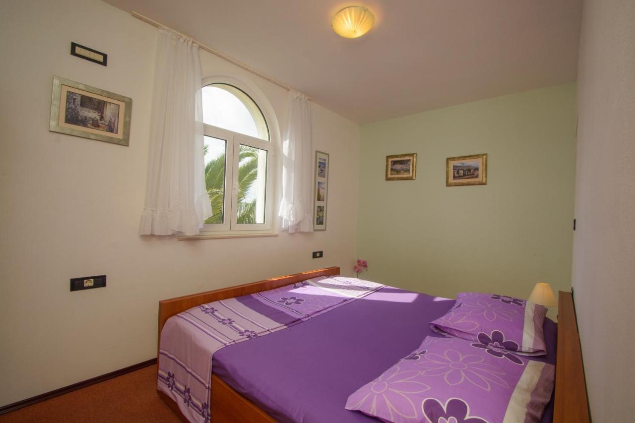 Apartments Marija - By The Sea Rogoznica  Luaran gambar