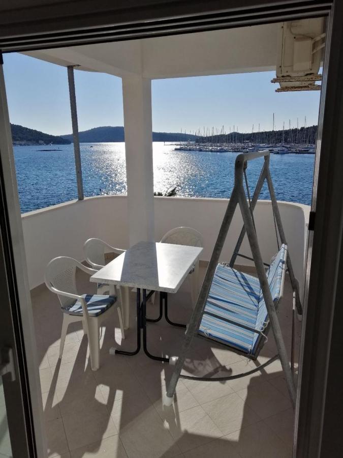 Apartments Marija - By The Sea Rogoznica  Luaran gambar