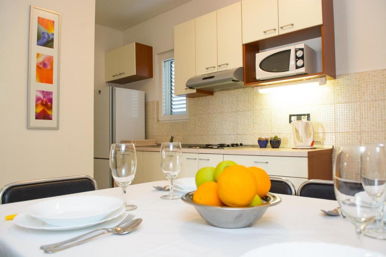 Apartments Marija - By The Sea Rogoznica  Luaran gambar